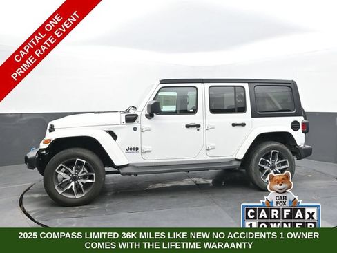 Used 2024 Jeep Wrangler Unlimited w/ Convenience Group AWD/4WD image 2
