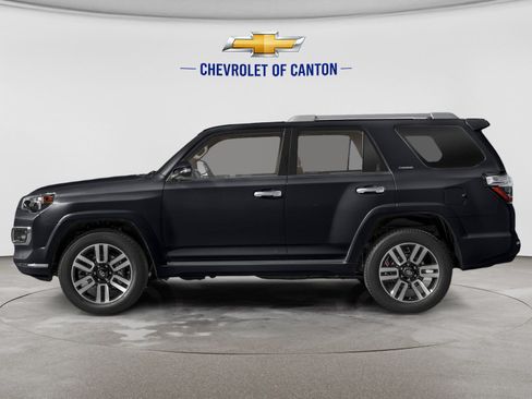 Used 2020 Toyota 4Runner Limited AWD/4WD image 3