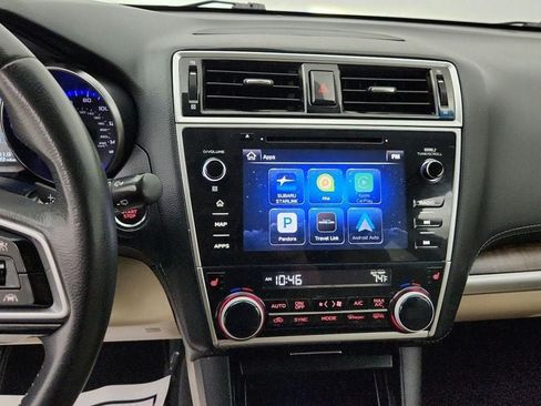 Used 2018 Subaru Outback 2.5i Limited AWD/4WD image 19