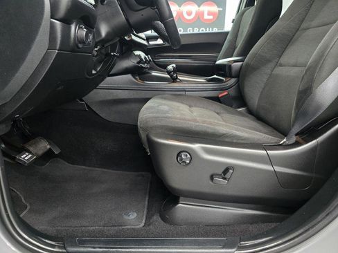 Used 2023 Dodge Durango SXT w/ Quick Order Package 2BK RWD image 10