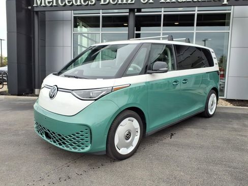 Used 2025 Volkswagen ID. Buzz 1st Edition AWD/4WD image 2