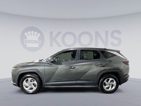 Used 2022 Hyundai Tucson SE image 2
