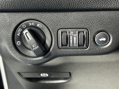 Used 2021 Dodge Challenger R/T Scat Pack RWD image 26