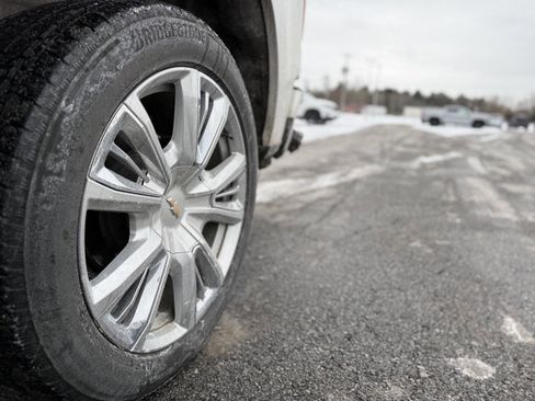 Used 2022 Chevrolet Silverado 1500 High Country w/ Technology Package image 25