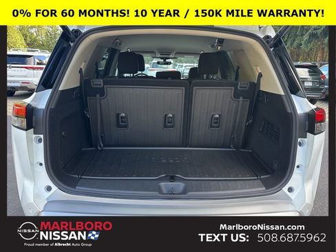 New 2025 Nissan Pathfinder SL w/ Cargo Package image 14