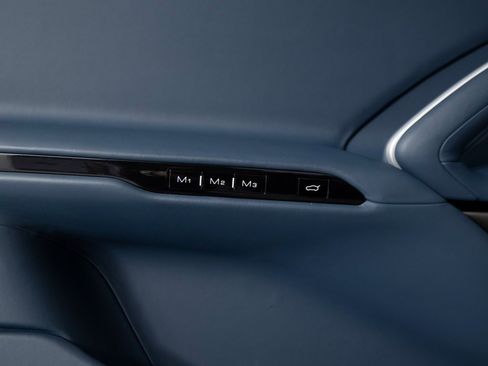 Used 2024 Ferrari Purosangue image 18