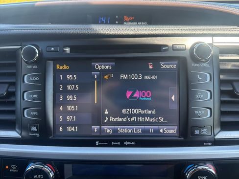 Used 2018 Toyota Highlander Limited image 39