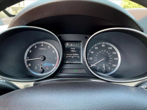 Used 2017 Hyundai Santa Fe Sport AWD/4WD image 13