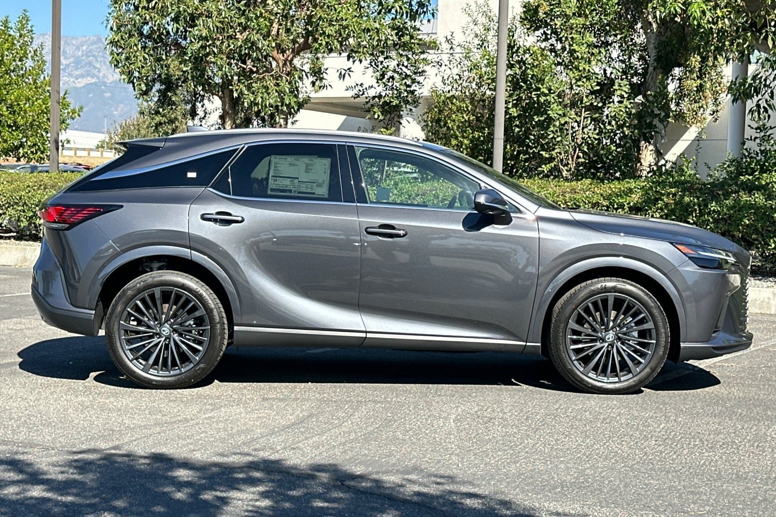 New 2026 Lexus RX 350h w/ Convenience Package AWD/4WD image 8