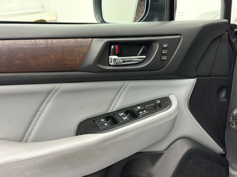 Used 2019 Subaru Outback 3.6R Limited image 13