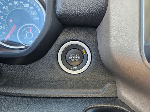 Used 2022 RAM 1500 Laramie image 19