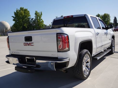 Used 2018 GMC Sierra 1500 SLT w/ Texas SLT Premium Package AWD/4WD image 11