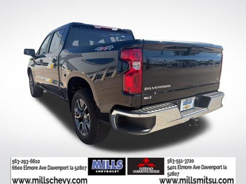 Used 2024 Chevrolet Silverado 1500 LT AWD/4WD image 3