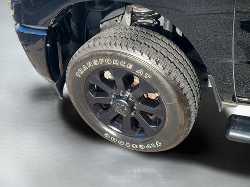 Used 2024 RAM 3500 Laramie w/ Night Edition image 25