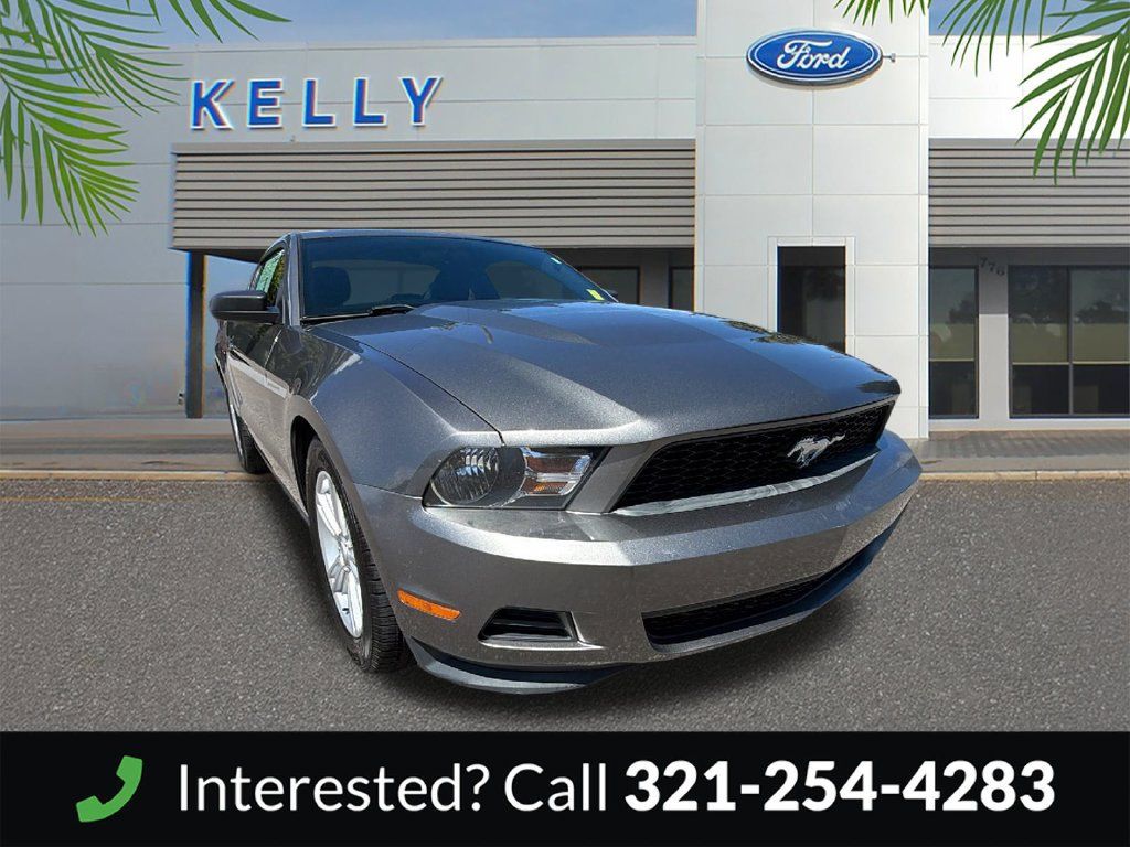 Used 2011 Ford Mustang Coupe RWD image 9