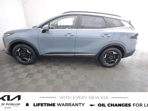 New 2026 Kia Sportage EX image 8