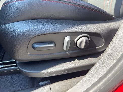 Used 2022 Chevrolet Equinox RS w/ LPO, Hit The Road Package FWD image 11