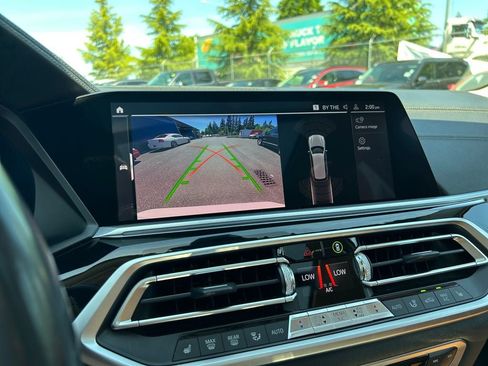 Used 2019 BMW X7 xDrive40i w/ Premium Package AWD/4WD image 33