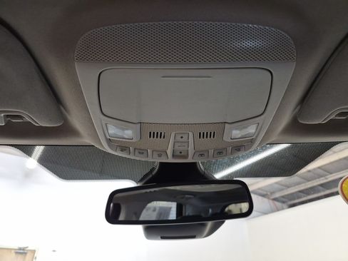 Used 2024 Ford Edge Titanium AWD/4WD image 37