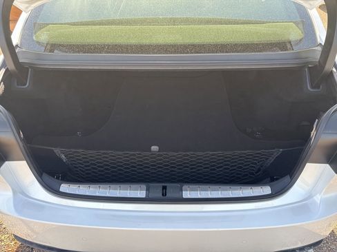 Used 2024 Lexus LS 500 image 9