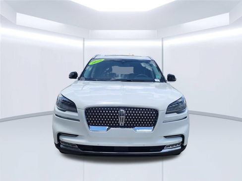 Used 2020 Lincoln Aviator Reserve w/ Equipment Group 201A AWD/4WD image 2