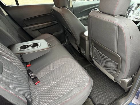 Used 2017 Chevrolet Equinox LT image 14