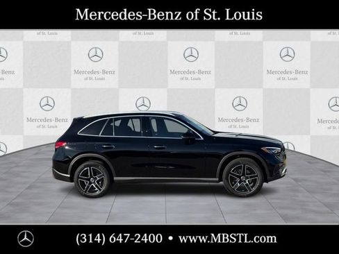 New 2026 Mercedes-Benz GLC 300 4MATIC image 2