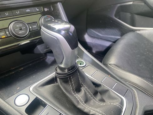 Used 2023 Volkswagen Jetta SEL image 13