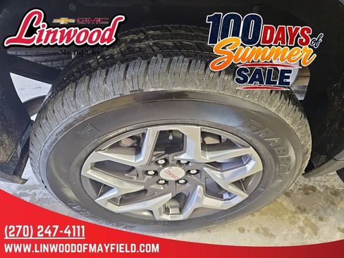 Used 2024 GMC Sierra 1500 SLT w/ SLT Premium Plus Package AWD/4WD image 8