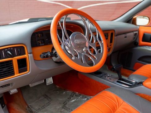 Used 1995 Chevrolet Impala SS RWD image 3