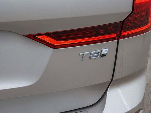 New 2026 Volvo XC60 T8 Ultra w/ Protection Package Premier image 13