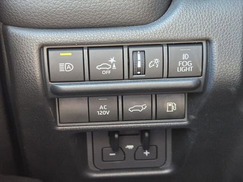 Used 2024 Toyota Land Cruiser image 28