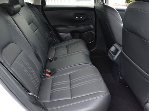 Used 2023 Honda HR-V EX-L image 17
