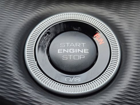 New 2025 Jeep Grand Cherokee Laredo X image 21