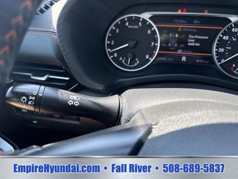 Used 2024 Nissan Sentra SR FWD image 30