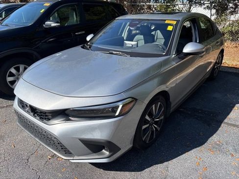 Used 2024 Honda Civic EX-L image 6