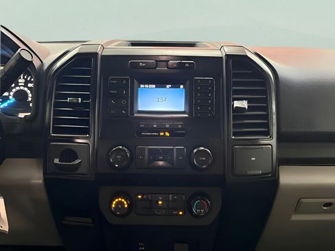 Used 2019 Ford F150 XL w/ Equipment Group 101A Mid RWD image 23