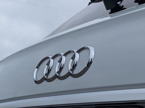Used 2023 Audi Q5 2.0T Premium w/ Convenience Package AWD/4WD image 33