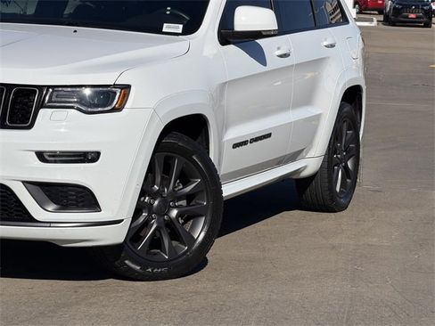 Used 2019 Jeep Grand Cherokee High Altitude image 3