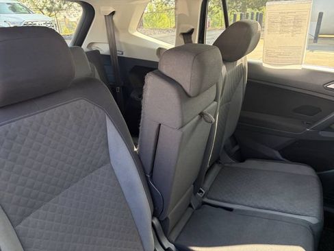 Used 2020 Volkswagen Tiguan S FWD image 18