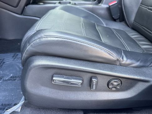 Certified 2019 Honda CR-V Touring image 13