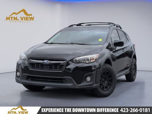 Used 2020 Subaru Crosstrek 2.0i Premium image 1