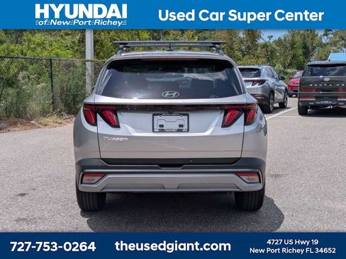 Used 2025 Hyundai Tucson SEL FWD image 4