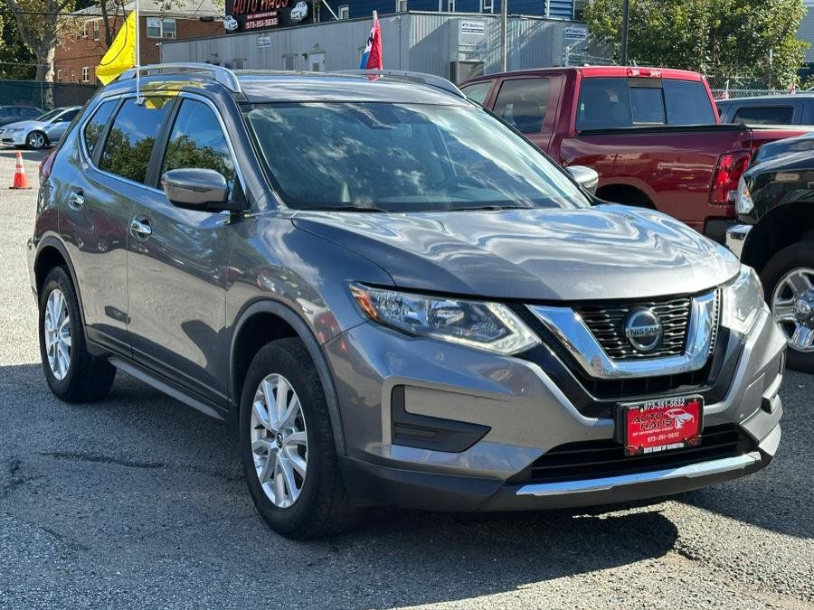 Used 2020 Nissan Rogue SV AWD/4WD image 3