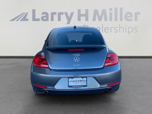 Used 2013 Volkswagen Beetle 2.0T image 4