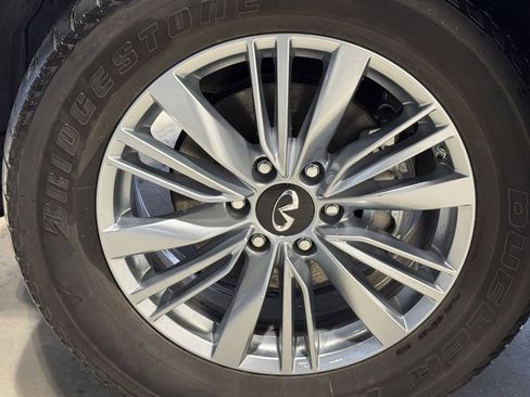 Certified 2024 INFINITI QX80 Luxe image 6