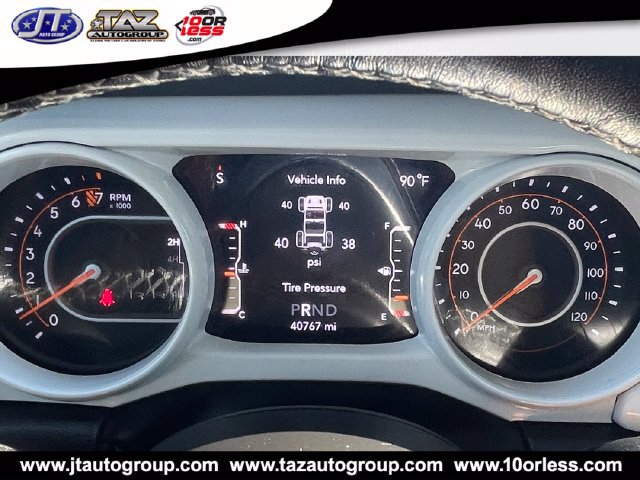 Used 2022 Jeep Wrangler Unlimited Sahara w/ Cold Weather Group AWD/4WD image 20