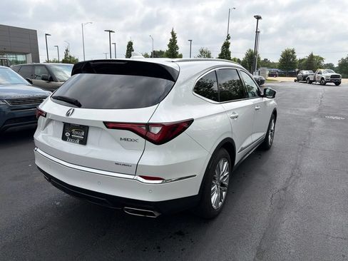 Used 2023 Acura MDX SH-AWD w/ Advance Package image 5