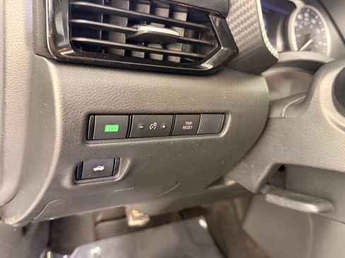 Used 2023 Nissan Sentra SV FWD image 23