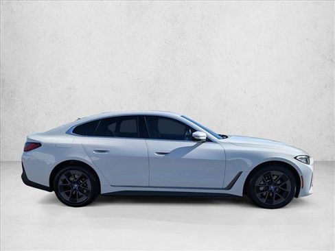 Used 2023 BMW i4 eDrive40 RWD image 3
